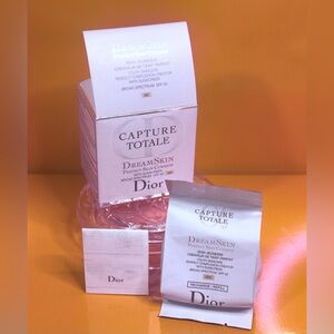 Dior Capture Totale Dreamskin Cushion refill.